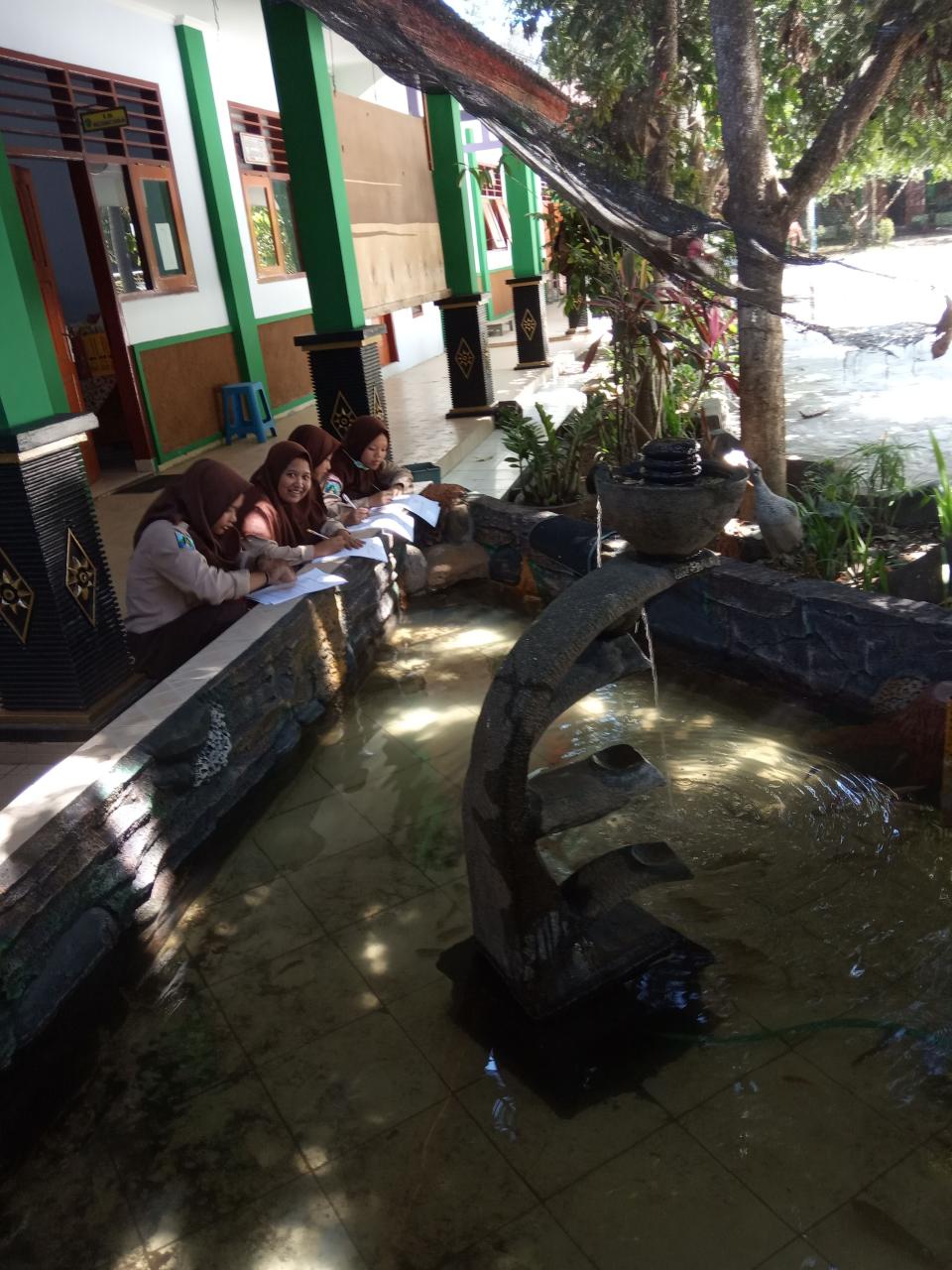 Workshop Seni di Sekolah: Mengasah Imajinasi Anak